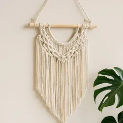 bling-c6158e184acfb58b410eed9d93cfaf7c77c72586.jpg