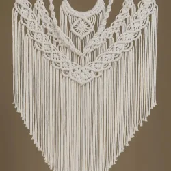 bling-1341f1cccc411f2bf41b45d54d6546670491358e.jpg